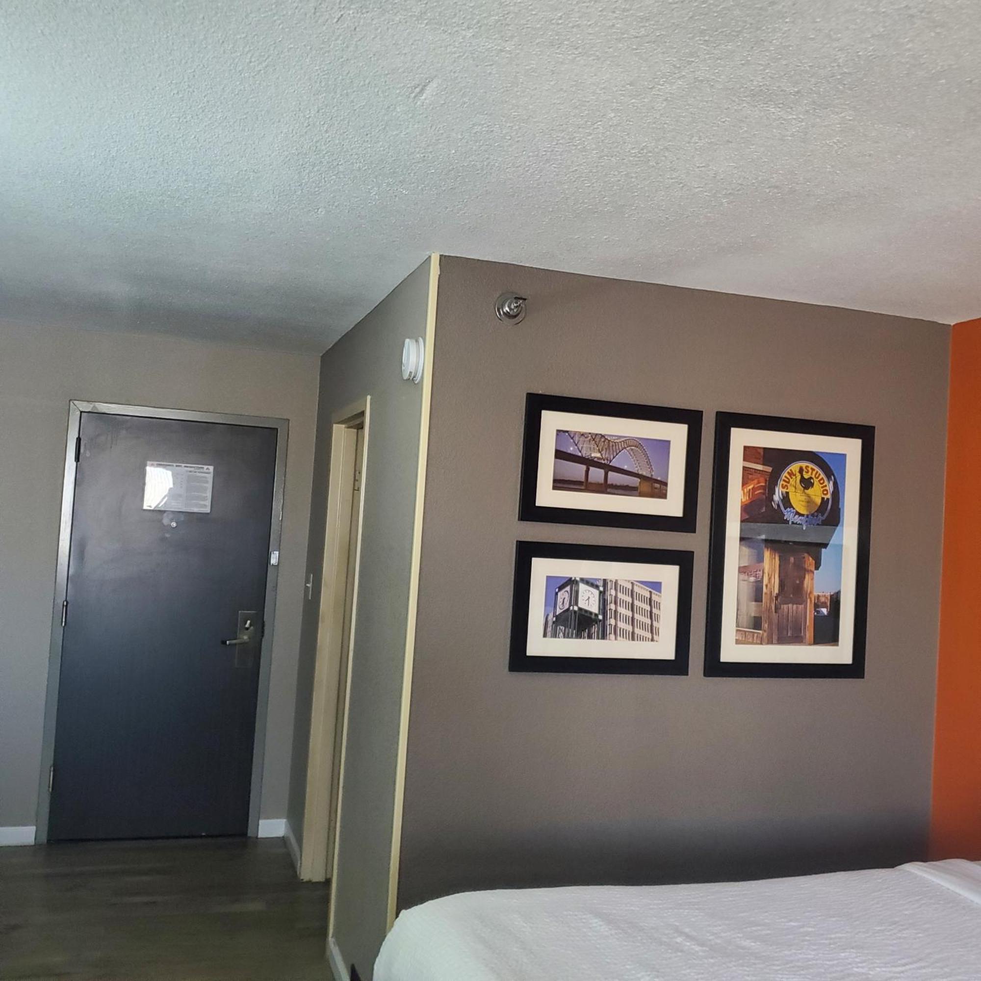 La Quinta By Wyndham Memphis Airport Graceland Bagian luar foto